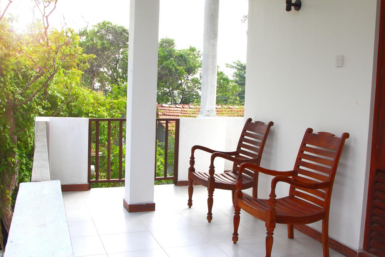 Himawari Beach Villa Матара Екстер'єр фото