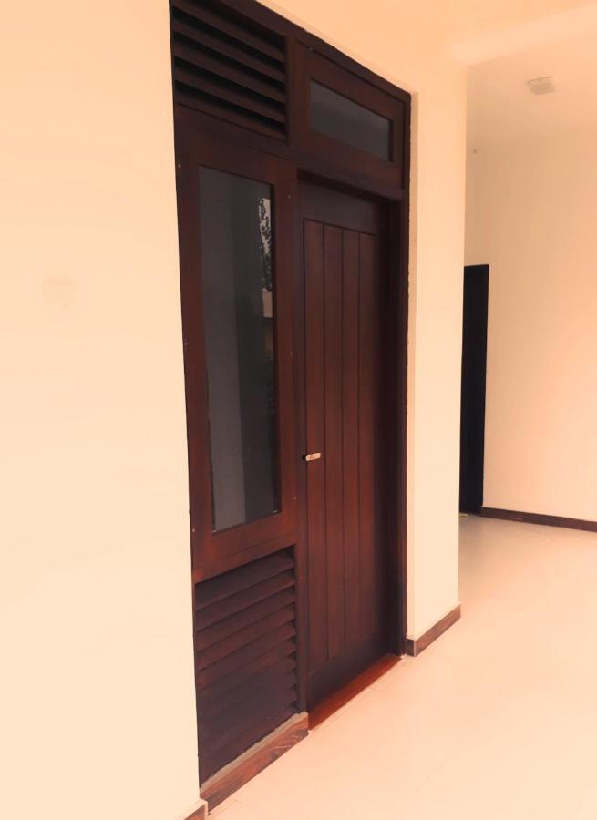 Himawari Beach Villa Матара Екстер'єр фото